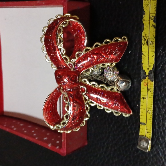 Merry and Bright Red Bow Pin - Picture 4 of 4